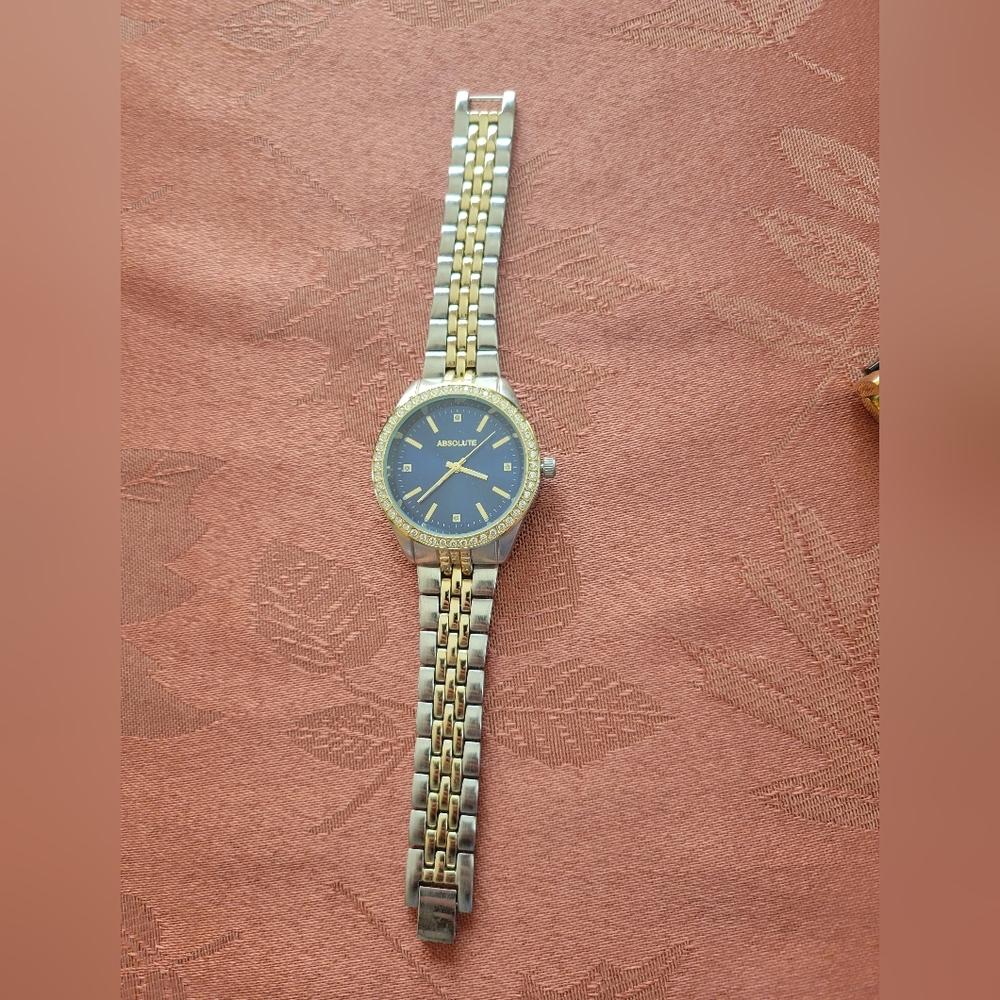 Watch - Picture 3 of 3